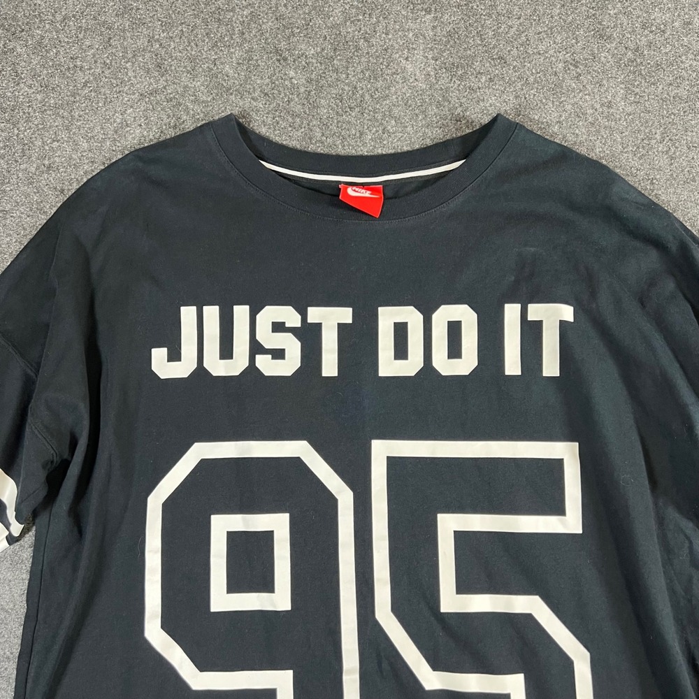 Nike Womens Just Do It 95 Graphic T-Shirt Black 3/4 Sleeve Curved Hem Large - Picture 8 of 10